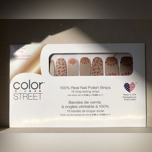 Color Street 𝐅𝐄𝐀𝐓𝐇𝐄𝐑𝐄𝐃 𝐅𝐑𝐈𝐄𝐍𝐃𝐒 (retired)